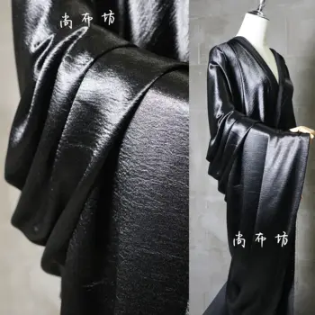 Промасленная декорация от кожа, светли черно яке от изкуствена кожа с напукани текстура, реколта дрехи, есенни и зимни дизайнерски тъкани 