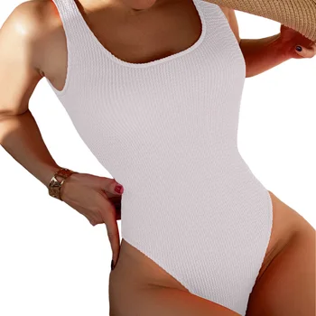 Жена гащеризон, бански, лято бански за слънчеви бани, плажно облекло с отворен гръб.