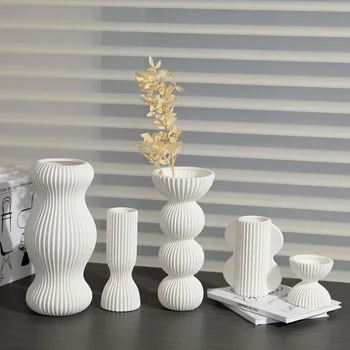 Бяла керамична ваза Модерна декорация на дома, Занаяти Луксозна Декоративна Ваза Декорации за всекидневна Прости Аксесоари за работния плот Подаръци