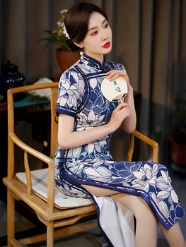 Елегантен летен копринен син Чонсам за подиум и банкет, Елегантни дрехи Ципао, вечерна рокля в традиционен китайски стил за жени